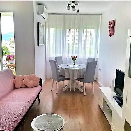 Sweet Pine Dream * Split